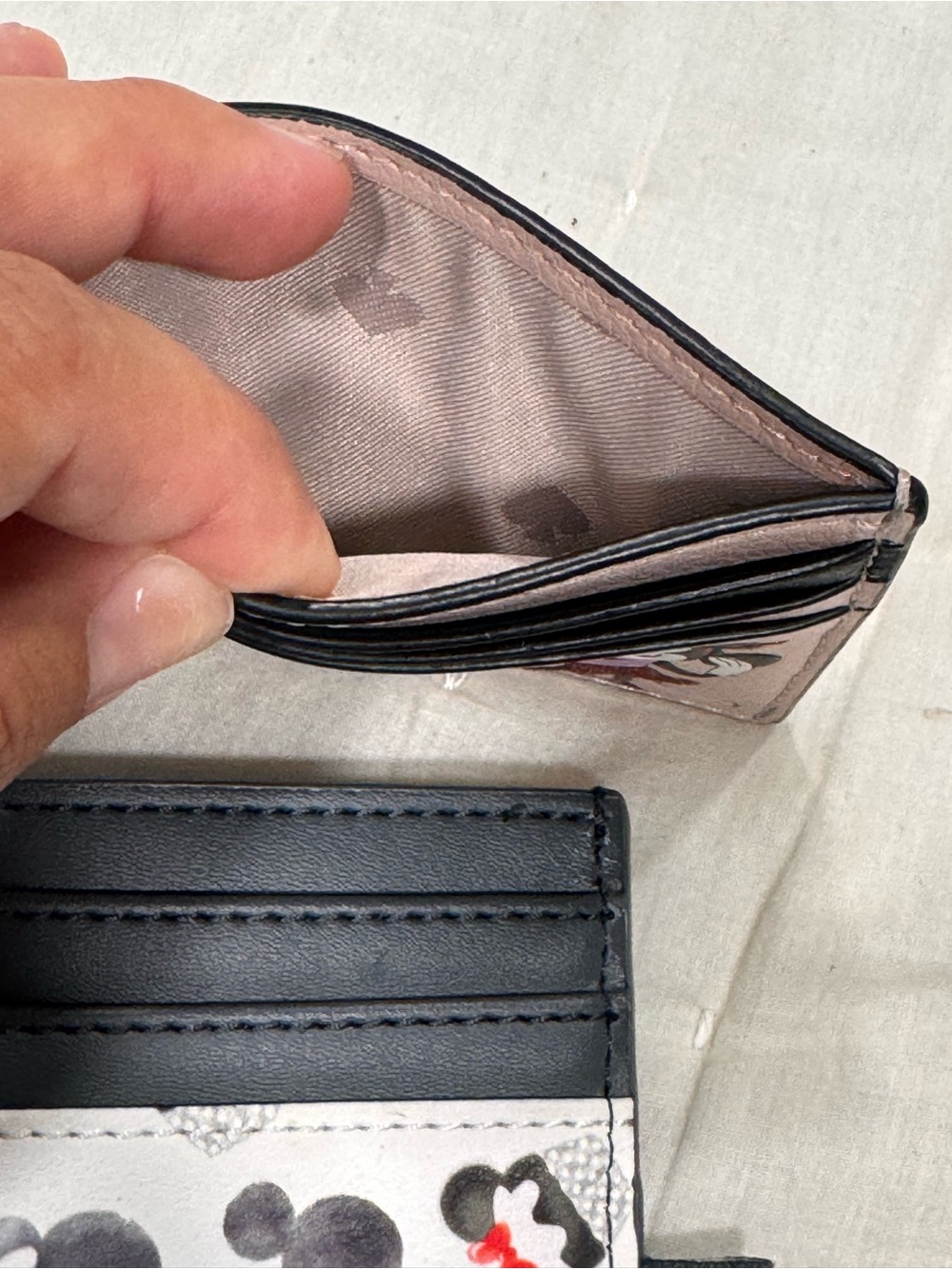 Card holders - Picture 4 of 4
